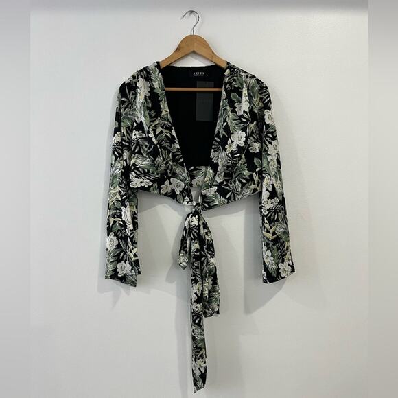NWT Akira Be Honest Tropical Top Size Small - Picture 2 of 6